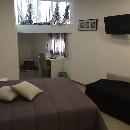 Hora Sesta 梅尔菲